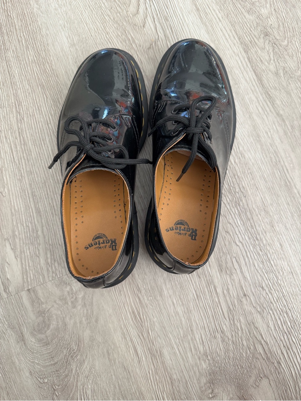 Dr Martens Patent Leather Shoes size 7 - Picture 3 of 6